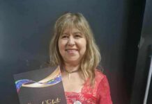 A fonoaudióloga e empresária Dra. Rita Leite, recebe prêmio internacional reconhecendo suas contribuições à inclusão e à ética na educação