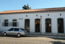 Justiça Eleitoral abre mais um local de votação em Pirenópolis. A Escola Municipal José Araújo Godinho Sobrinho, situada no Bairro Jardim Taquaral, foi escolhida para facilitar a vida do eleitor pirenopolino